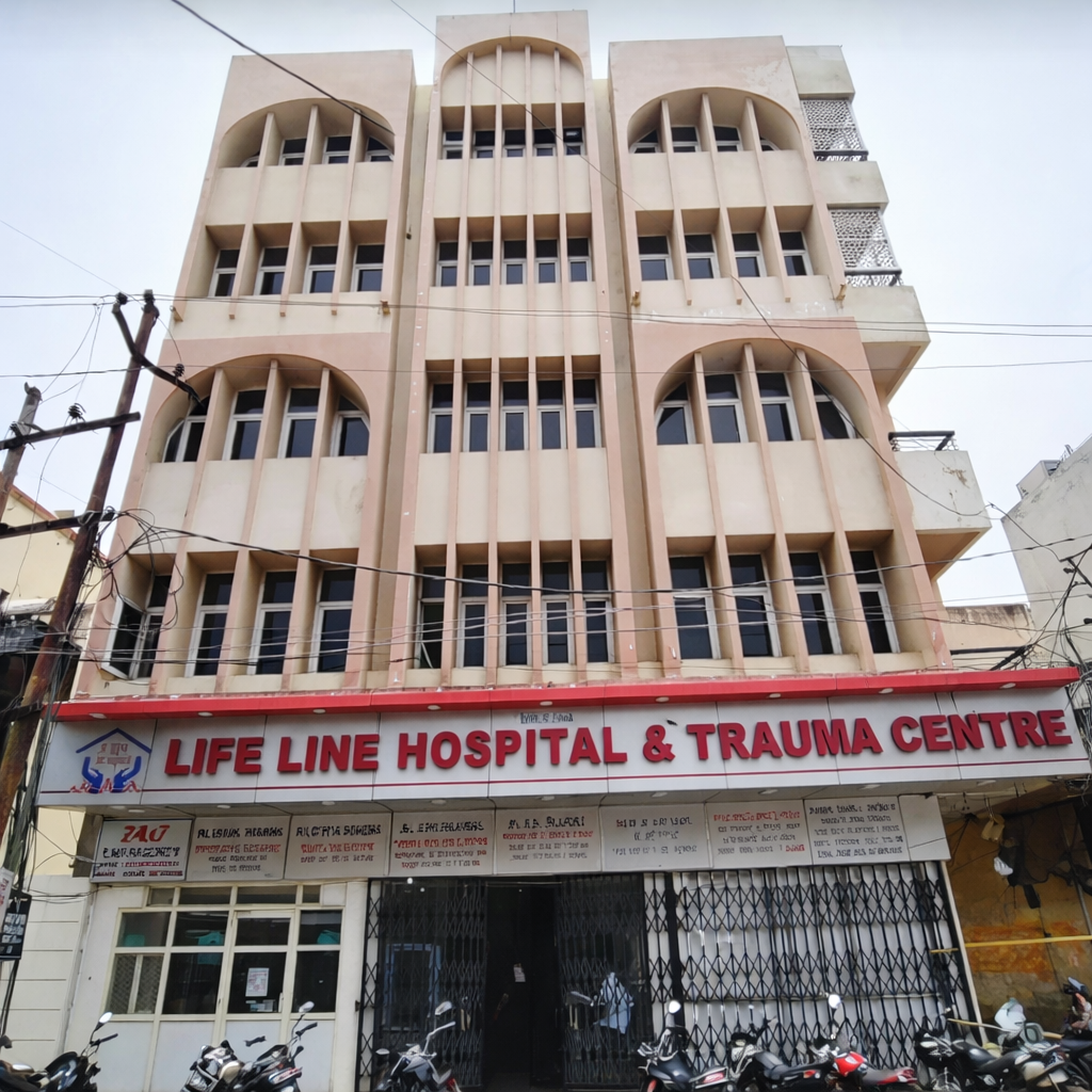 Life Line Hospital & Trauma Centre